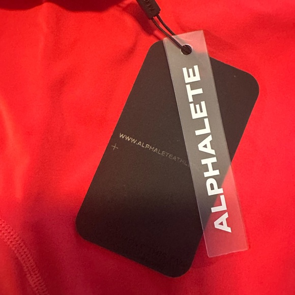 Alphalete Vivid Red Activewear Size Small NWT (see spot last photo) - Picture 3 of 6